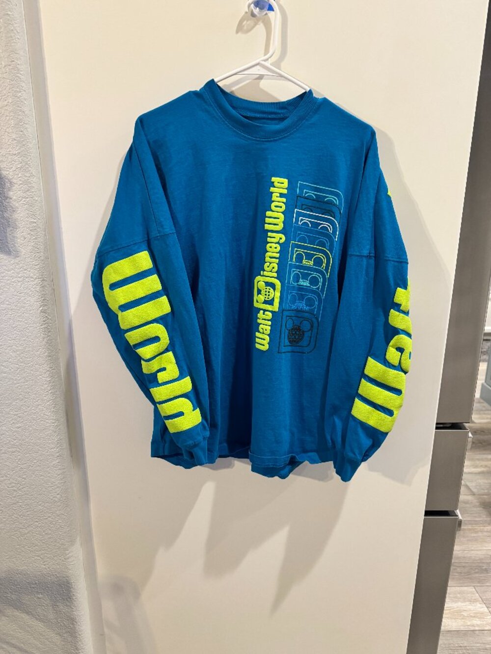 Walt Disney World Parks Retro Spirit Jersey Blue Teal Neon Green Adult M